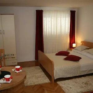  Apartment Josipa
